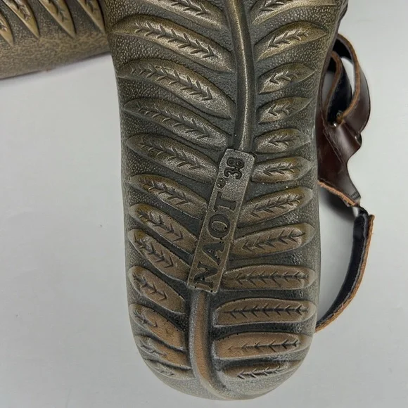 Naot Arataki' Mary Jane Women’s Size 8 - Picture 15 of 15